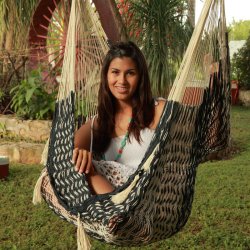 H&auml;ngstol, Benvit och gr&ouml;n av n&auml;t