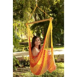 Mexikansk h&auml;ngmattsstol. Gul, orange och r&ouml;d i N&auml;t