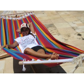 Hängmatta med mixade ränder och tvärpinne